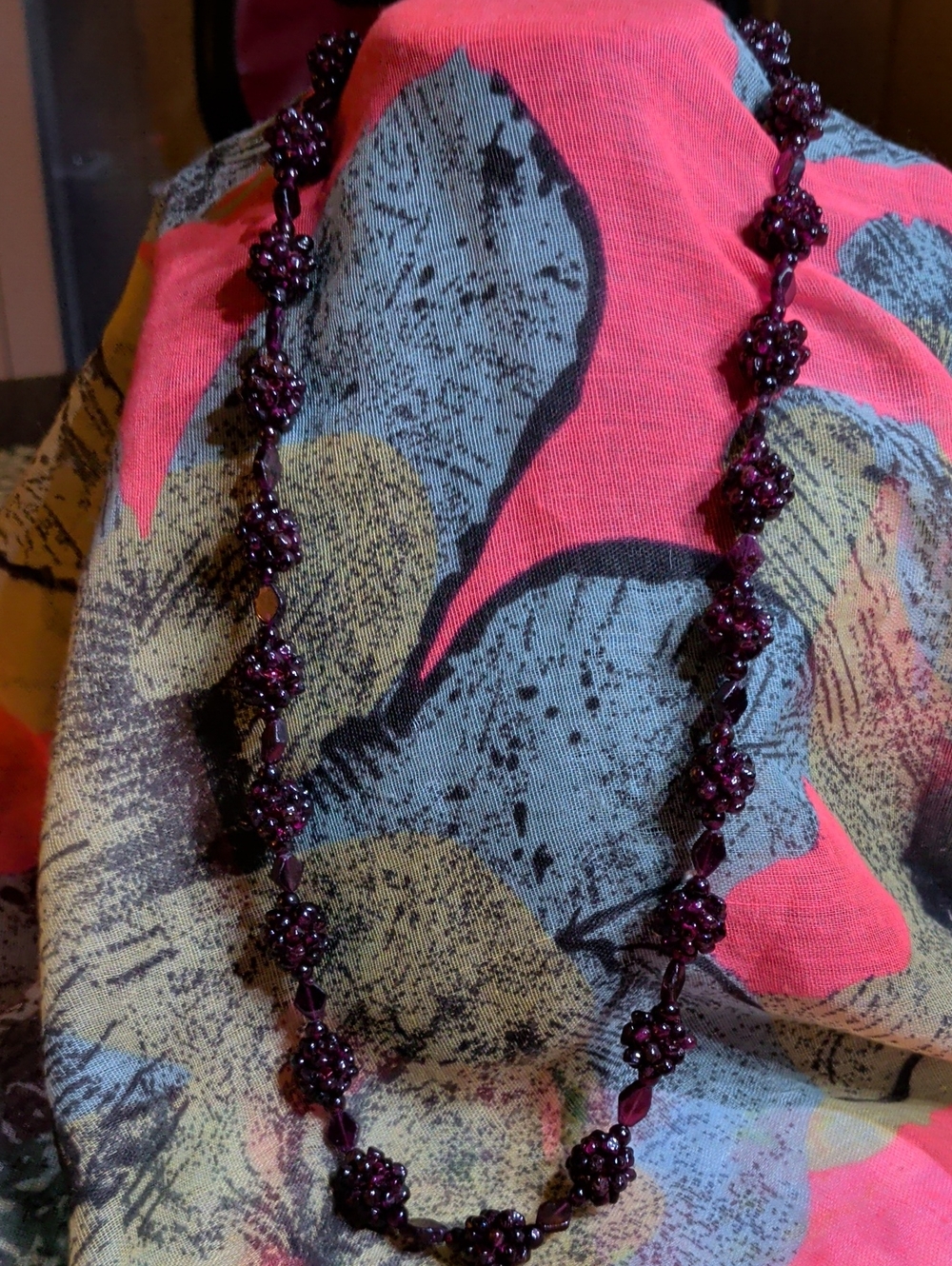 Gorgeous Pyrope Garnet Beads Berry Design Necklace 25" Long, 93g Weight . New